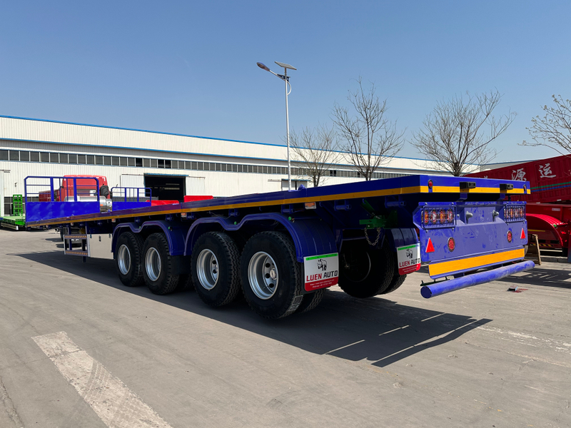 3 Axle Flatbed Semi Trailer with Headboard