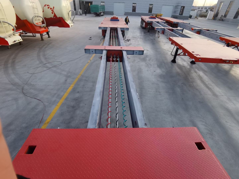 Tri Axle Hydraulic 12m Flatbed Semi Trailer 