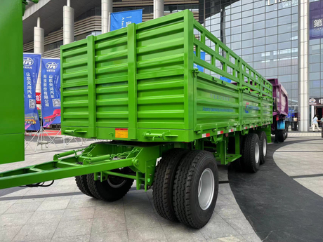Tri Axle Dump Truck for Sale