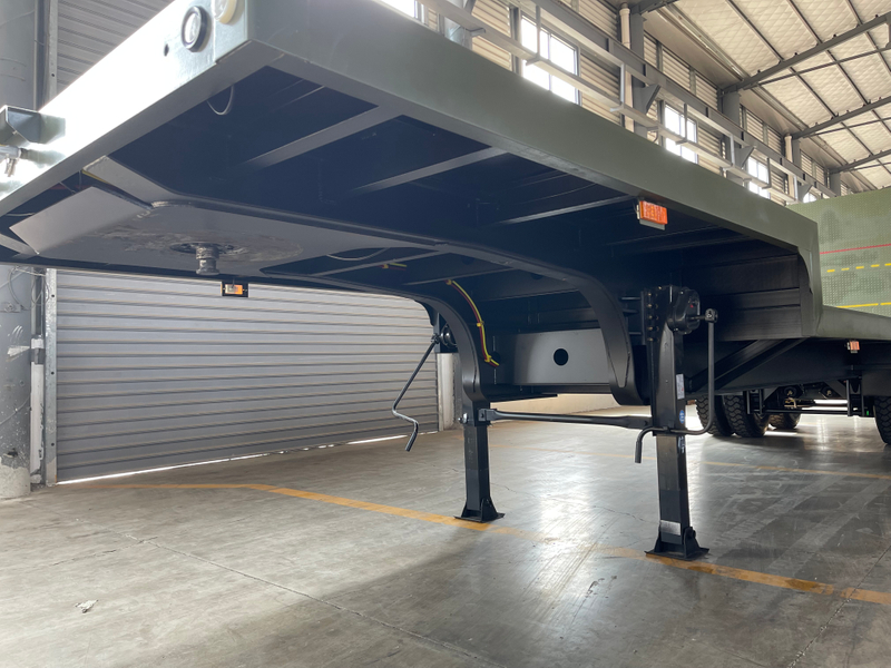 Heavy Cargo Transportation Gooseneck 4 Axles 100T Hydraulic Ladder Low Boy Trailers