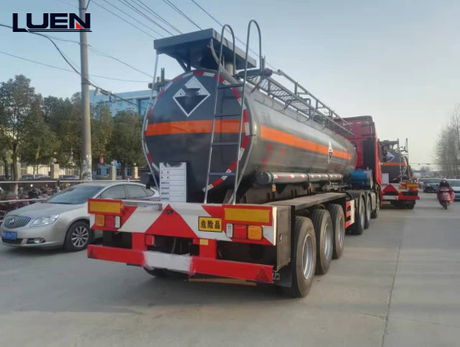 60 Ton Enclosed Liquid Oil Tank Trailer