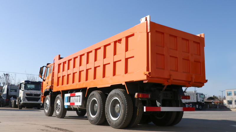 2nd SINOTRUK HOWO NX 8x4 400HP Dump Truck for Sale