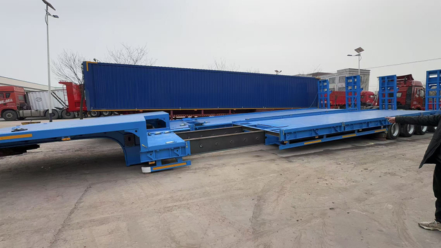 40 Ft Extendable Flatbed Trailer 