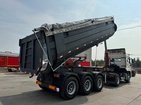 18 Wheeler Dump Trailer