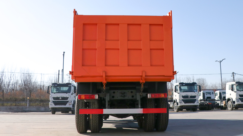 2nd SINOTRUK HOWO NX 8x4 400HP Dump Truck for Sale