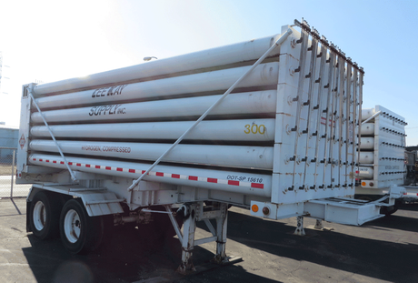 3 Axle 6 - 12 Tubes Cng Truck Gas Tank Semi Truck Trailer For Compressed Natural Gas Transporting